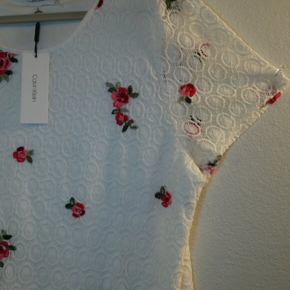 Calvin Klein Women’s White Lace Overlay Top Size XL - Picture 3 of 8